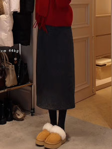 กระโปรงสั้นทรงตรงเอวสูงถักสไตล์เกาหลีสำหรับผู้หญิง กระโปรงยาวปานกลาง ทรงเอ สีพื้น ผ้าโพลีเอสเตอร์ ฤดูใบไม้ร่วง 2024