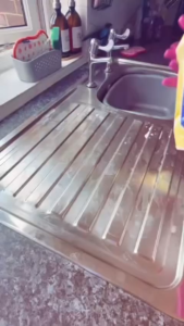 Kem tẩy rửa xoong nồi & đồ inox Astonish C2370