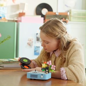 LEGO Creator 31172 Record Player with Flowers (366 Pieces) Building Block Toys Bricks