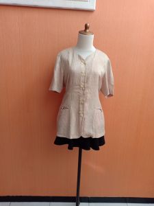 atasan cream wanita motif crem L cewek blouse lengan pendek kerja kuliah kantong kiri kanan