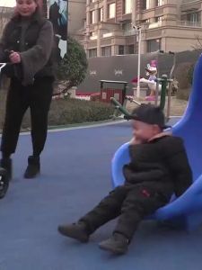 Sepeda Stroller Anak: Sepeda Roda Tiga untuk Anak