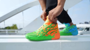 Third Generation La Melo Ball Basketball Shoes: MD Rubber Soled Sports Shoes for Men & Women