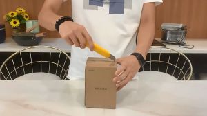 Fast Delivery KONKA USB Humidifier 10 Hours Continuous Battery Life Rainbow Night Light Aroma Diffuser Low Noise Purifier Air Diffuser for Essential Oil Air Purifier with Aroma Aromatherapy Air Humidifier With 150ML aromatherapy diffuser