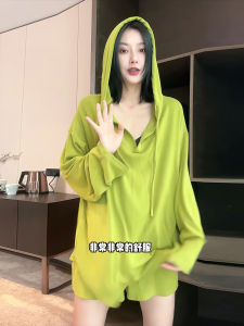 Laid-back Green Hoodie Shorts Set Thin Casual Style White-enhancing Autumn 2025 New Arrival Womens Cotton Long Sleeve Hoodie