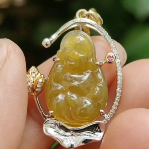 Metal & Earth Harmony - 18K Gold Set Laughing Buddha Jade Pendant (Sku: 18kp115)