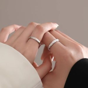 【♡Lovely girls house♡】2Pcs แหวนคู่ที่เรียบง่ายปรับได้ผู้ชายผู้หญิงแหวนหมั้นเครื่องประดับวันวาเลนไทน์ของขวัญ