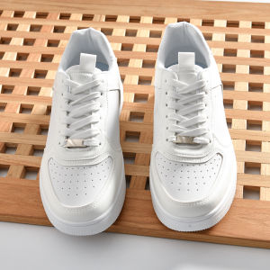 Classic Mens Low-Top Sneakers Spring Fashionable Breathable Sports Casual Shoes Trendy White Sneakers Flat Heel round Toe