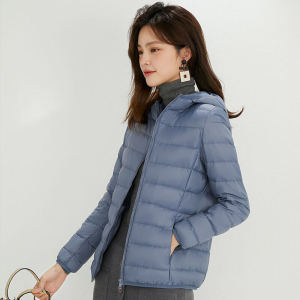 เสื้อขนเป็ดน้ำหนักเบาขนเป็ดขาว90สำหรับผู้หญิงใส่ด้านนอกมีฮู้ดกันหนาวเบาพกสะดวกใส่กลางแจ้งกันน้ำแนวกีฬาแนวลำลองแมทช์ลุคง่ายใส่ช่วงฤดูใบไม้ร่วงและฤดูหนาว