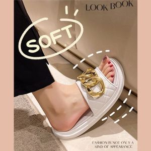 QJshop   สุดฮอต รองเท้าแตะแฟชั่นผู้หญิง รองเท้าแตะพื้นบาง รองเท้าแตะลำลอง ทรงสุดฮิตในหมู่สาวๆพื้นบางแต่พื้นรองเท้าด้านล่างแข็งแรงไม่ทะลุง่าย  พร้อมส่ง2สีเลือกได้เลย