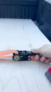 Tali Ikat Barang Motor: Track Belt & Ratchet Tie Down Set