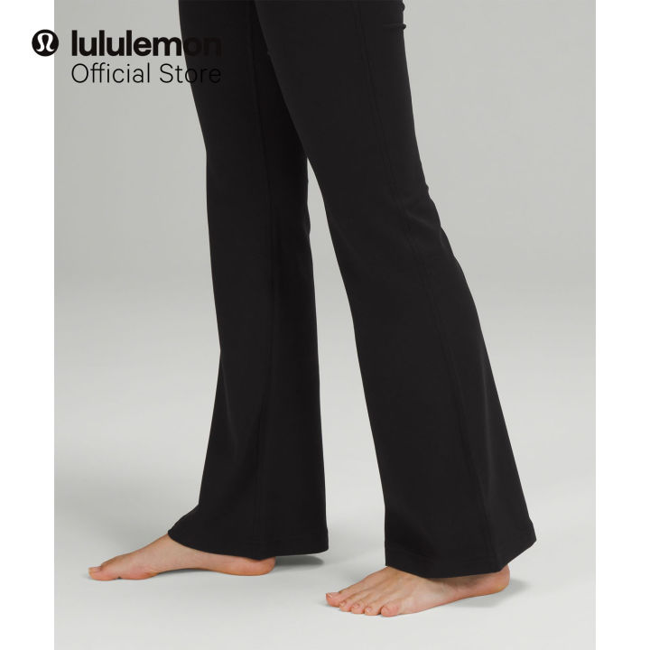 lululemon%20Women's%20Groove%20Super-High-Rise%20Flared%20Pant%20Nulu%20-%20Asia%20Fit%20-%20Image%205