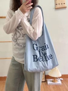 กระเป๋าถือผ้าไนลอนลายตัวอักษรสไตล์เกาหลี ความจุขนาดใหญ่ กระเป๋าสะพายไหล่ข้างเดียวสำหรับผู้หญิง กระเป๋าถือแบบลำลอง กระเป๋าถือแบบลำลอง