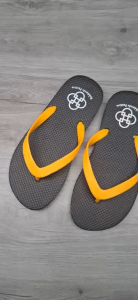 Dép xỏ ngón bé trai ( form nhỏ đặt tăng size) size 24 đến 34 nhiều màu sắc chất liệu đế cao su quai dẻo mềm mang êm chân