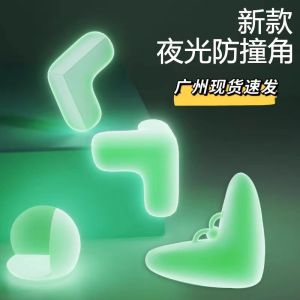 Ống Bảo Vệ Góc Bàn Bằng Silicon Chống Va Đập Trong Suốt Có Thể Phát Sáng Bảo Vệ Trẻ Em Thân Thiện Với Môi Trường Hình Chữ Nhật