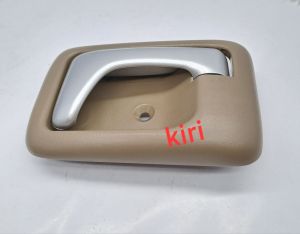 Handle dalam suzuki Apv Mega Carry warna cream silver