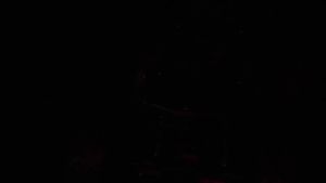 Ô tô điều khiển từ xa cực lớn xe địa hình bốn bánh leo núi ô tô Bigfoot đua tốc độ cao ô tô đồ chơi trẻ em có thể sạc lại cho bé trai