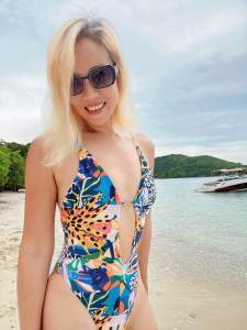 BHUSANAKAN SWIMWEAR รุ่น "Leopard & Panther One-piece" วันพีซเว้าสูง เก็บทรงดี ผ้านุ่มเนียนใส่สบายมาก