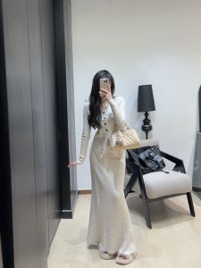 Minimalist Casual Soft Pure Desire Slim Fit Knitted Open Cardigan High Waist Mini Skirt Casual Set Elegant Commute Fashion