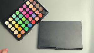 40 Color Eyeshadow Palette - Matte and Shimmer High Pigmy Brown Nude Coffee Chocolate Student Party Daily Stage Makeup Tools