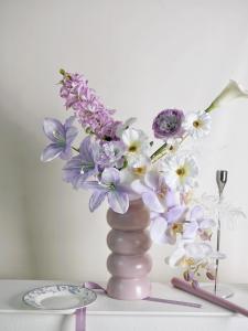 Original High Quality Purple Artificial Flower Bouquet Graduation Bouquet Desktop Decoration Bedroom Decor Fake Flowers Art Set