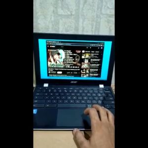 Acer Chromebook Touchscreen Celeron - N4020 RAM 4GB Penyimpanan 32GB VGA Intel UHD Graphics