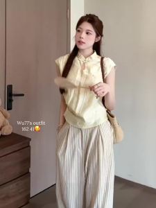 Áo Thun Cổ Đứng Tay Ngắn Hoa Văn Giúp Gọn Người Thời Trang