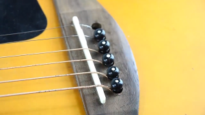 RIXTON Guitar Bridge Pins +1 Saddle Nut 1 Set 6 for Folk Acoustic Guitar Accessories(Guitar Bridge Pin)