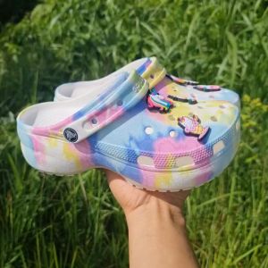 Crocs Platform Clog // รองเท้าสุขภาพพื้นสูง 2.7 แถมตัวติด 2฿ รองเท้าครอส หัวโต รองเท้าต่ำใหญ่ รองเท้าทุกๆ คน