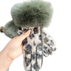 Winter Womens Leopard Print Warm Touch Screen Gloves with Soft Thickened Fuzzy Cuff for Outdoor Driving Cycling and Hiking