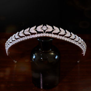 French Elegant Crown Wedding Dress Accessory Princess Birthday Gift Bridal Headwear Gold Plated Artificial Gemstone Hair Ornament