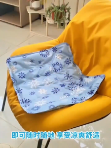 Pet Dog Self Cooling Mat Pad ice gel Waterproof Dog Bed Sleeping Mat Pad Pet Cooling Pad Ice Gel Summer Cooling Mat Waterproof Breathable Bed Pet Cat Dog Sleeping Bed (Snowflakes)