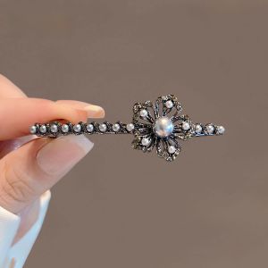Elegant Black Pearl Flower Hairpin Small Size Half up Spring Clip Stylish Hair Accessories Korean Style Alloy Embedded