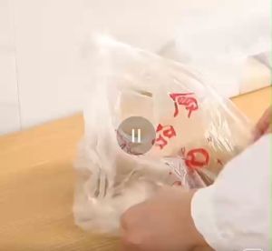 Túi Đựng Tỏi Hành Rau Củ Quả Đồ Khô Treo Tường Nhà Bếp - KiMi_Decor