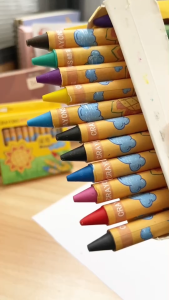 สีเทียน วาดรูประบายสี เสริมพัฒนาการเด็ก อุปกรณ์วาดรูประบายสี งานศิลปะ DIY สำหรับเด็ก สินค้าพร้อมส่งที่ไทย