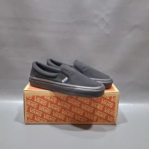 SEPATU VANS21 SLIP ON VAULT OG ANAHEIM HITAM POLOS KANVAS 36-43