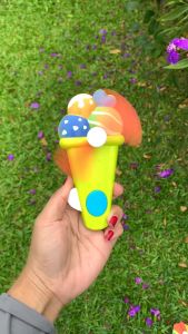 Kipas Angin Mini Lipat Motif Ice Cream Warna-warni dengan Bahan Plastik Tahan Lama dan Layar LCD