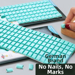 Non-Damaging Blue White Putty Adhesive
