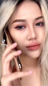 Phấn Phủ Sivanna Kiềm Dầu Dạng Bột Loose Powder Shine-Control Sheer Long Wear  20g  #01 Light Beige  #02 Natural Beige ( MÃ 46)