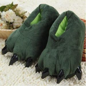 รองเท้าแตะผ้าฝ้ายแบบมีหัวนิ้วเท้าแบบหนาสำหรับใส่ในบ้าน ฤดูหนาว 2024 รองเท้าแตะแบบสวมสำหรับเด็กและผู้ใหญ่ สไตล์ลำลอง หุ้มข้อ ทรงสัตว์