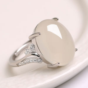 Natural Agate Ring White Chalcedony Adjustable Open S925 Silver Setting Fashionable Womens Ring Finger Jewelry Accessory