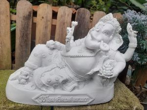 พระพิฆเนศ ปางเอกเขนก สีขาวด้าน วัสดุเรซิ่น