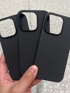 Ultra-Thin Matte Black White Classic Pure Color Phone Case for iPhone 15 pro Max Half Cover Hard Shell Large Hole Protective Case