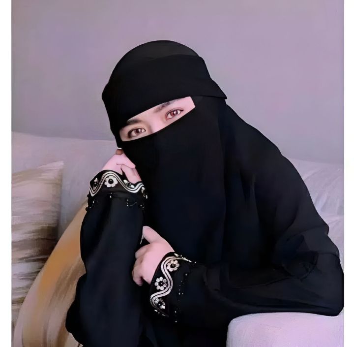 Purdah hi-res stock photography and images - Alamy