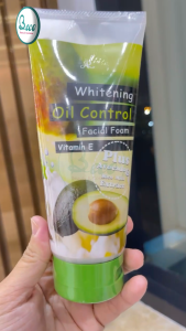 Sữa rửa mặt tinh chất Bơ Thái Lan Aron Whitening Oil Control