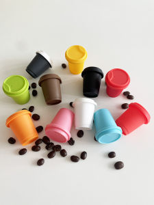 สามารถใส่ผงกาแฟแห้งแช่แข็งได้ทันทีผงชาโพรไบโอติกส์แบบพกพาแคปซูลกาแฟฟิล์มติดถ้วยกาแฟ