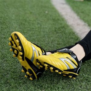 รองเท้าฟุตบอลผู้ชายวัยรุ่นผู้ใหญ่ใหม่ AG Spikes รองเท้ากีฬารองเท้าผ้าใบออกกำลังกายเด็กชายหญิง32-45สวมใส่ได้กันลื่นกลางโรงเรียนวิทยาลัยนักศึกษาระดับมหาวิทยาลัยการฝึกอบรมเยาวชนตรงกับรองเท้าฟุตบอล