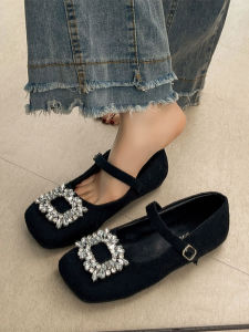 Giày Đế Bằng Mũi Vuông Cổ Điển Mary Janes Cho Nữ Mùa Xuân 2025 Phong Cách Mới Thời Trang Đơn Giản Khóa Cài Đá Giày Đơn Đế Bằng Mũi Vuông