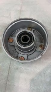 Mai ơ trước dùng lắp ráp xe 3 bánh tim lỗ 8x11 bi 6205