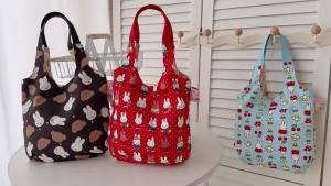 New Arrival Sweet Cute Cartoon Bear Handmade Vest Tote Bag Casual Daily Walking Bag Lightweight Portable Handbag
