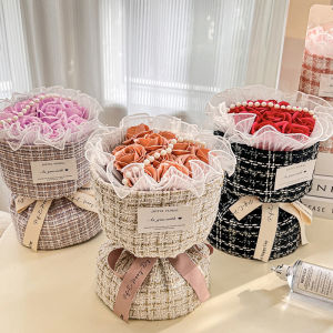 Creative Rose Soap Bouquet Finished Product Valentines Day Gift for Girlfriend Mothers Day Present Festive Wedding Favor